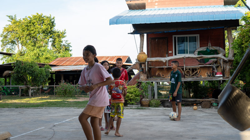 タイの子供たち